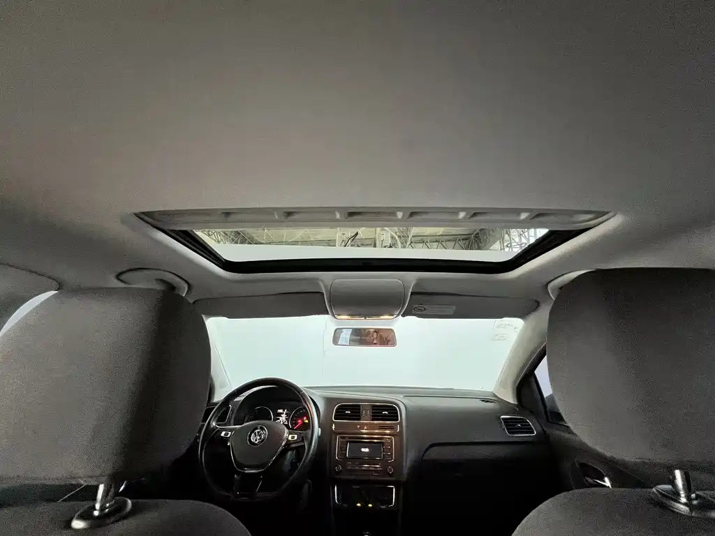 Volkswagen Polo — миниатюра 4