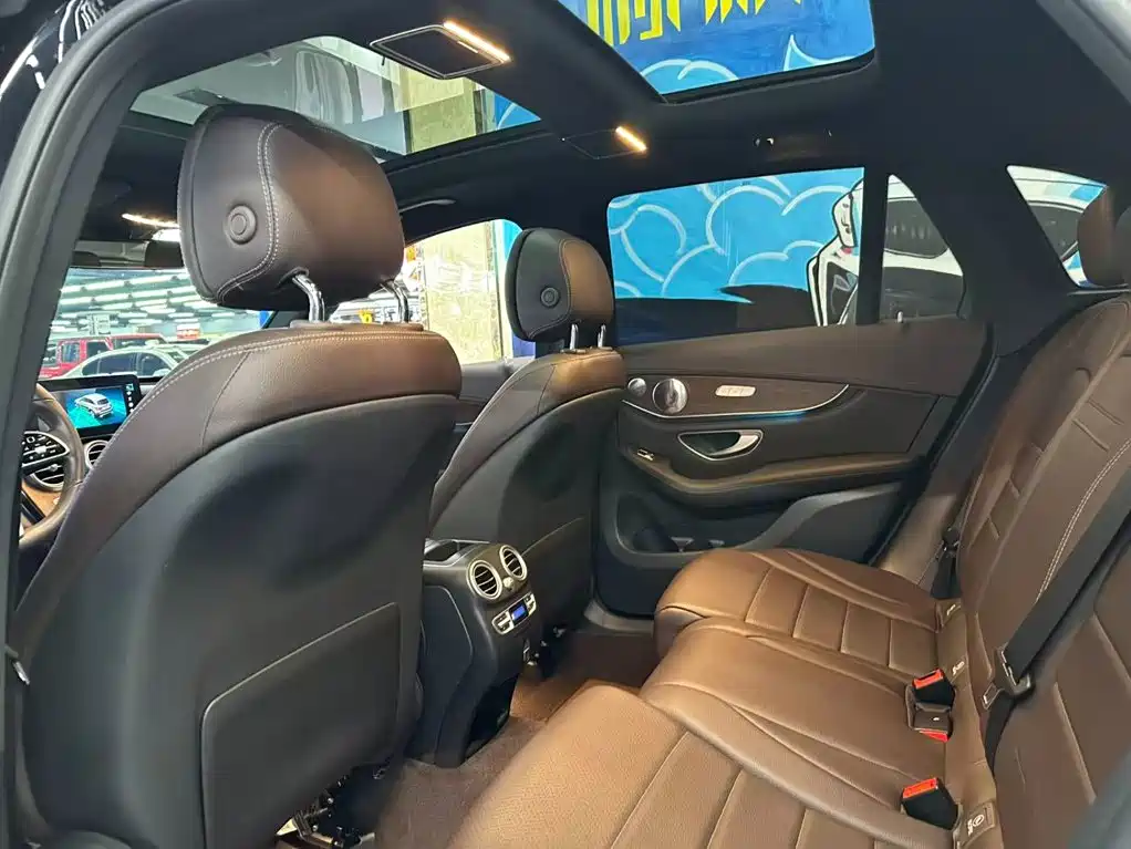 Mercedes-Benz GLC — миниатюра 11