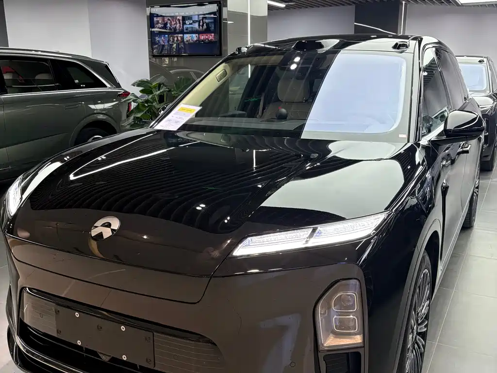 NIO ES8 2026 мест Executive Luxury