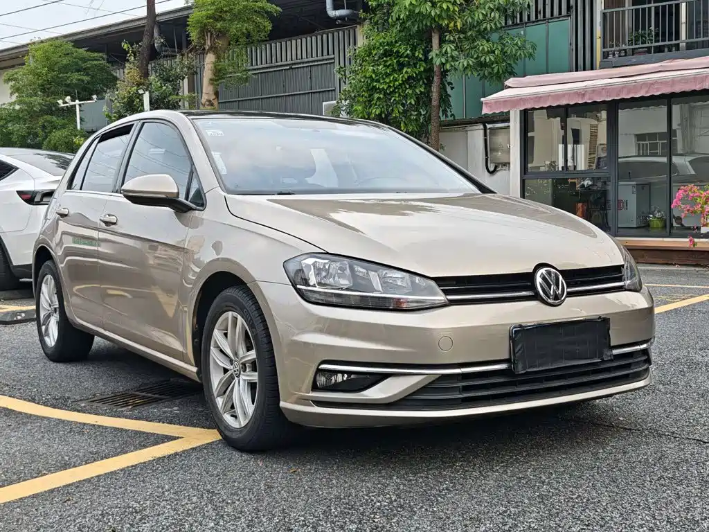 Volkswagen Golf — миниатюра 4