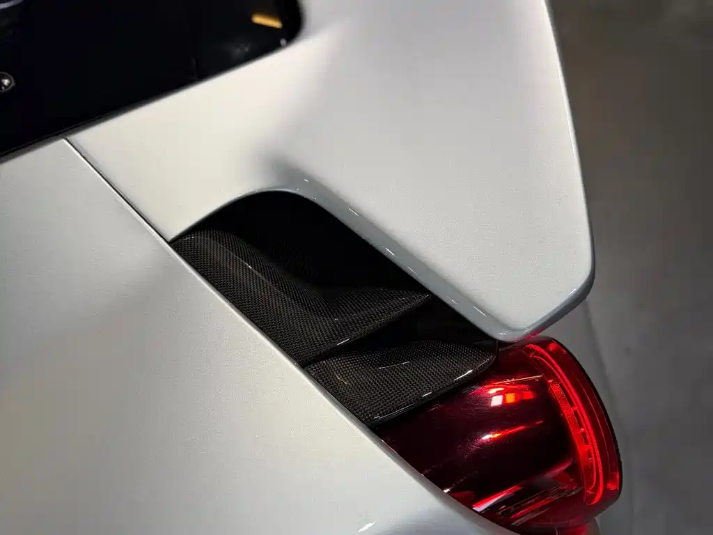 Ferrari 488 — миниатюра 5