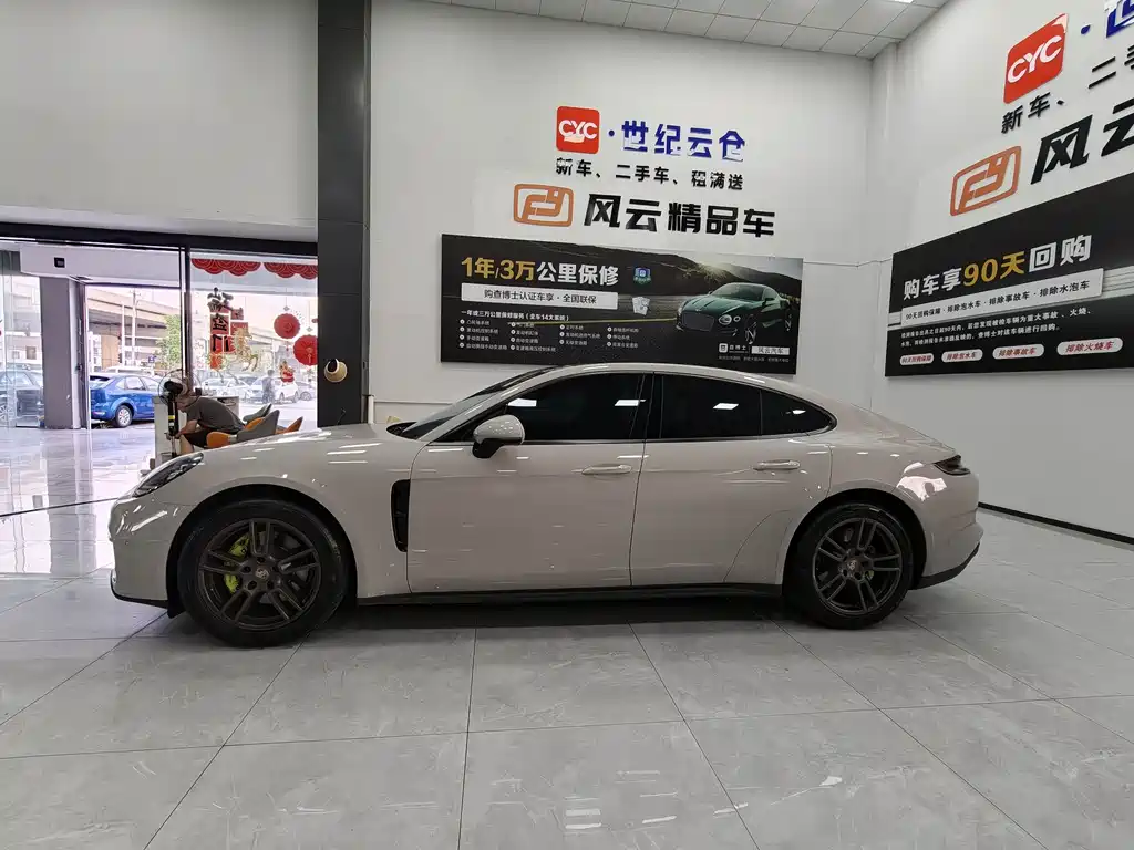 Porsche Panamera — миниатюра 5