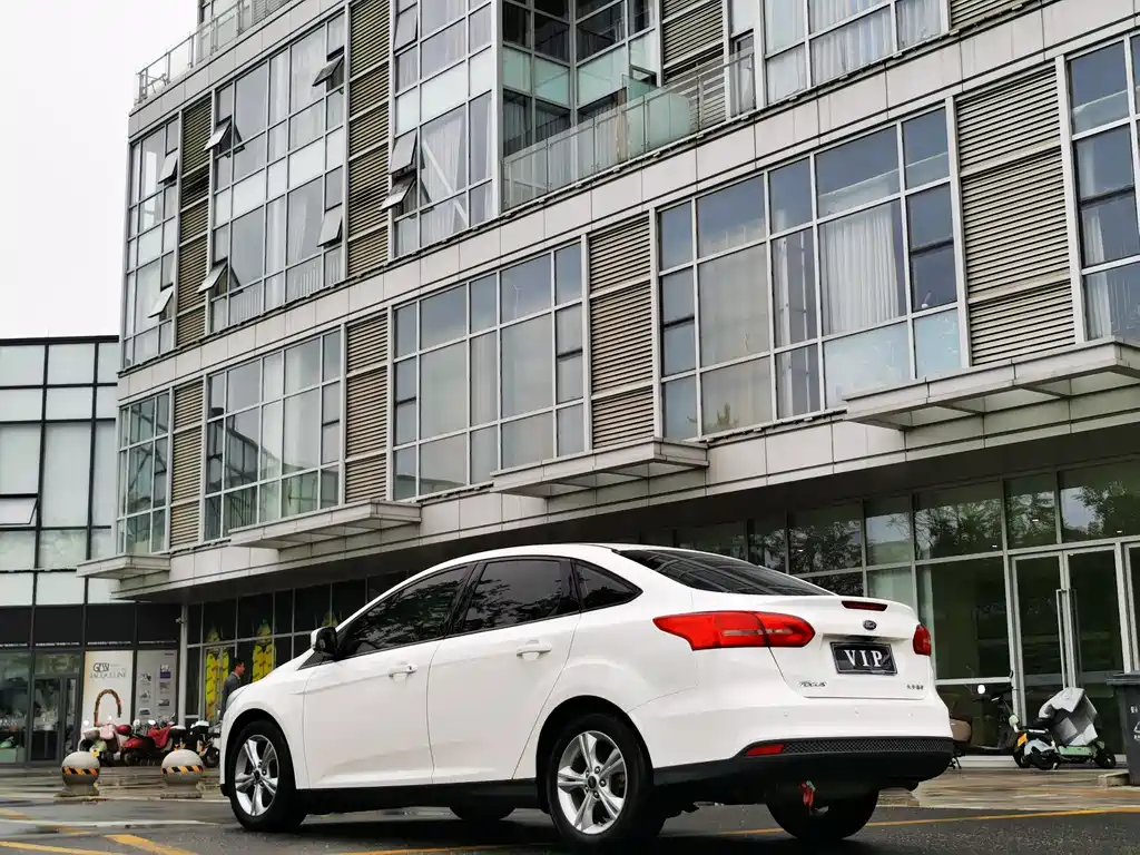 Ford Focus 2015 1.6L AT Comfort