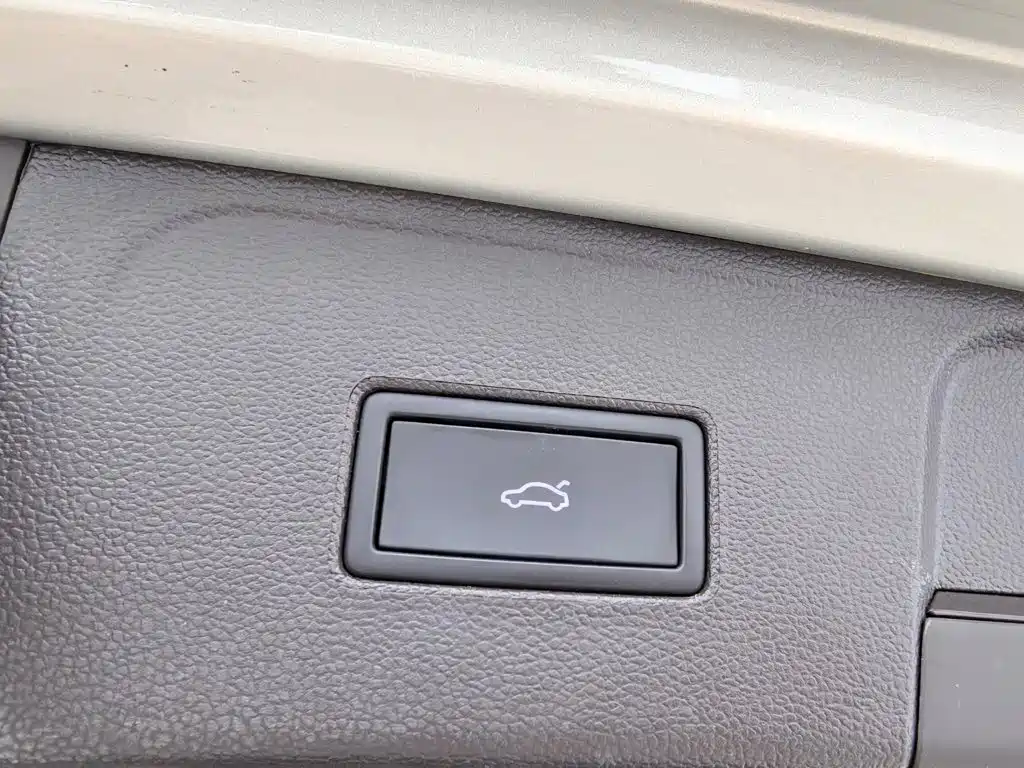 Volkswagen Teramont — миниатюра 18