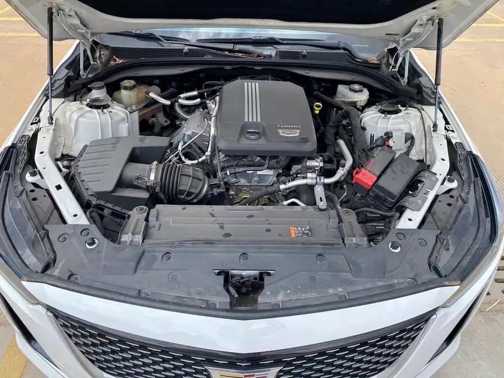 Cadillac CT5 — миниатюра 10