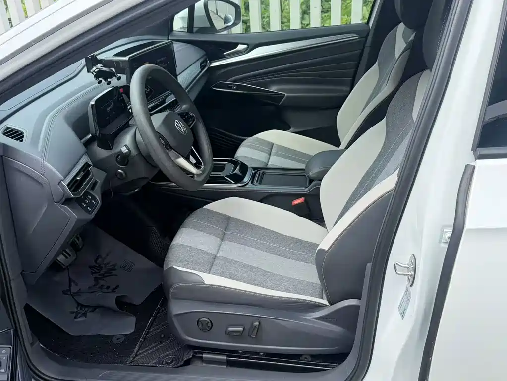Volkswagen ID.4 Crozz — миниатюра 14