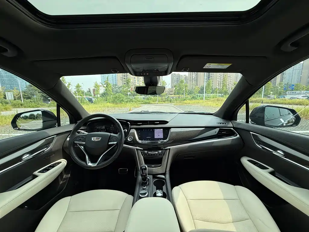 Cadillac XT6 — миниатюра 7