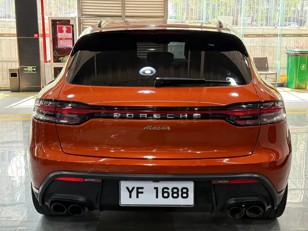 Porsche Macan — миниатюра 5