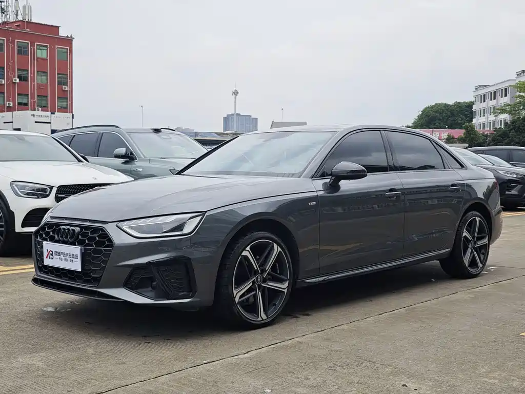 Купить Audi A4L