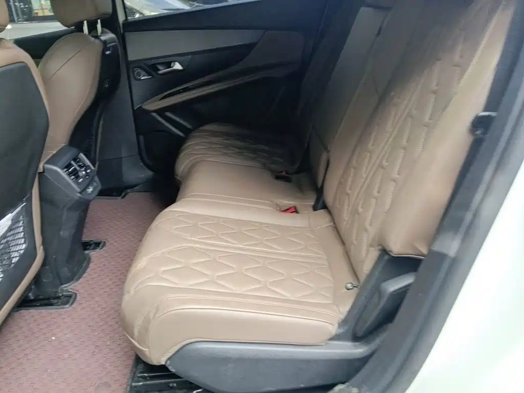 Peugeot 5008 — миниатюра 13