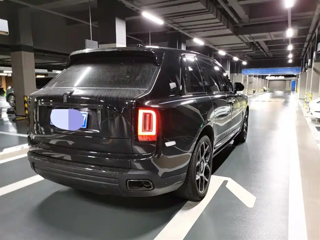Rolls-Royce Cullinan 2024 Black Badge