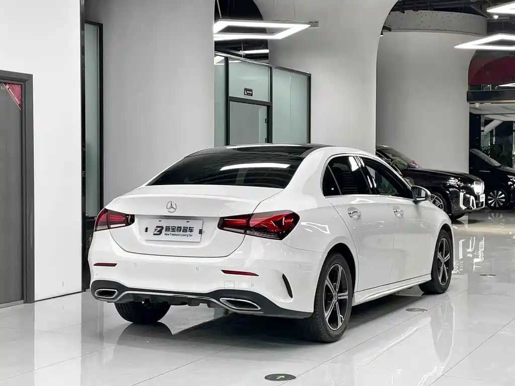 Mercedes-Benz A-Class — миниатюра 12