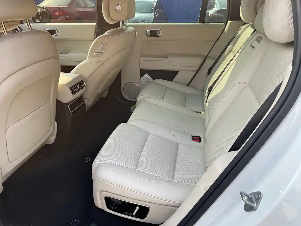 Li Auto Li L7 — миниатюра 6
