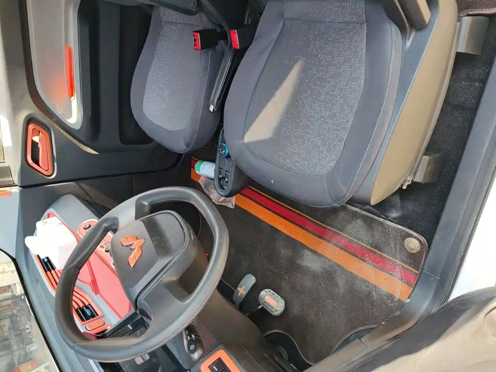 Wuling MINIEV — миниатюра 12