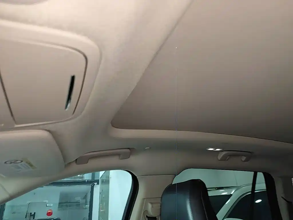 Lincoln Aviator — миниатюра 18