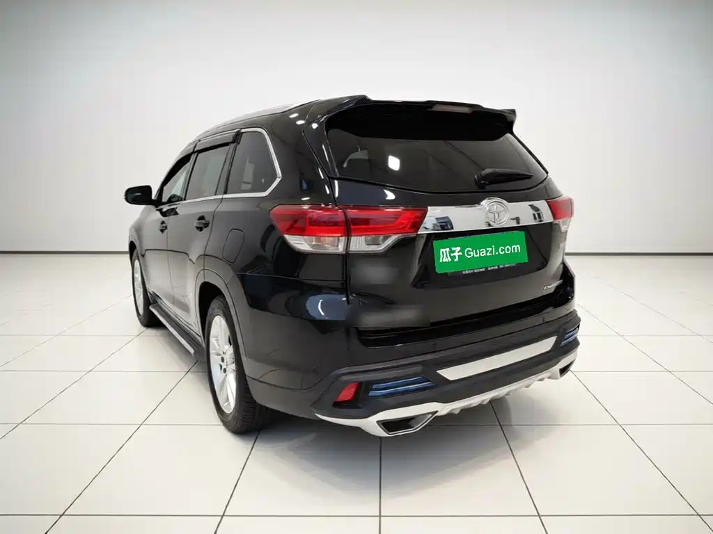 Toyota Highlander — миниатюра 4