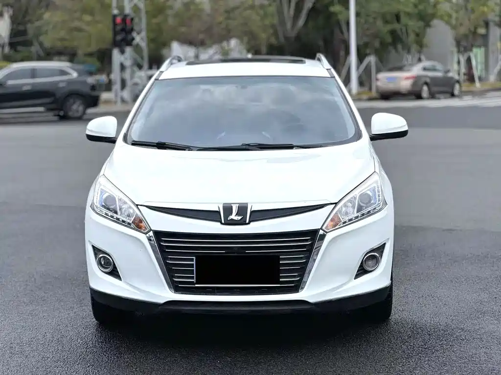 LUXGEN EXCELLENT 6 SUV