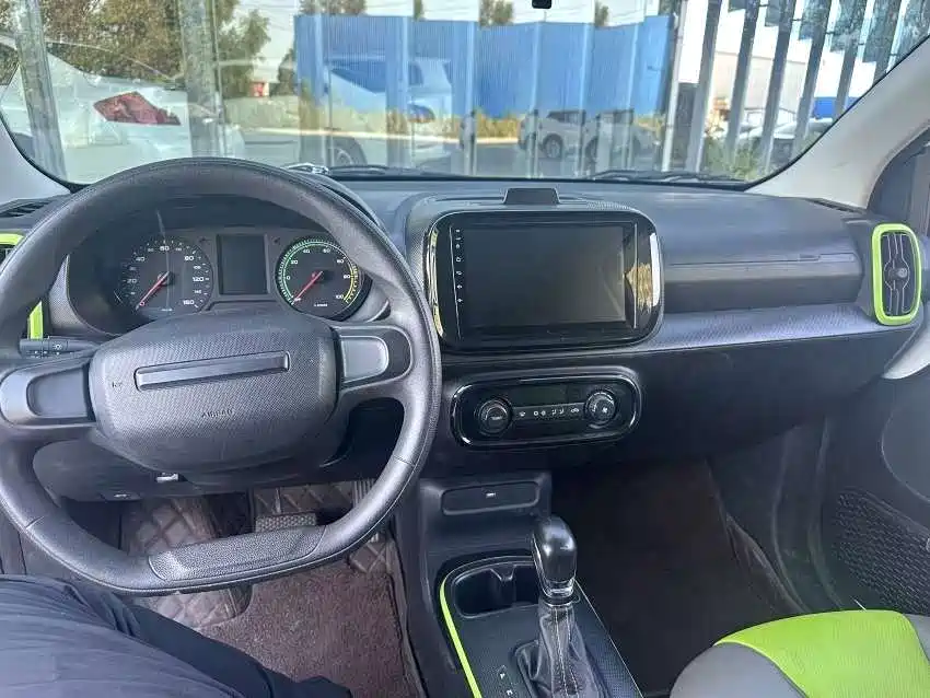 Roewe Clever — миниатюра 4