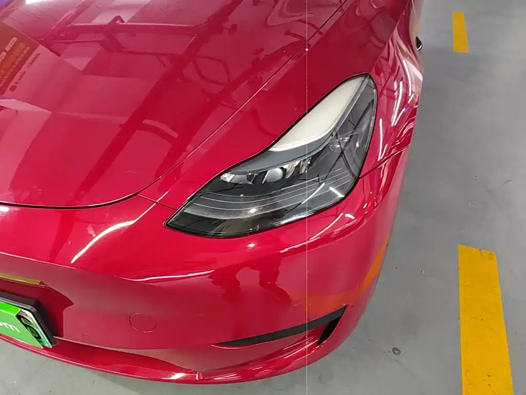 Tesla Model Y — миниатюра 24