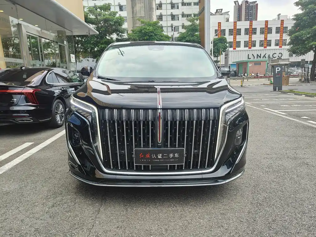 Hongqi HQ9 2023 2.0T