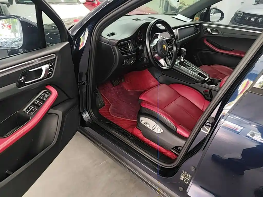 Porsche Macan — миниатюра 16
