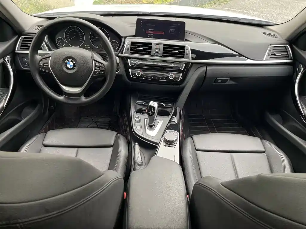 BMW 3 Series — миниатюра 5