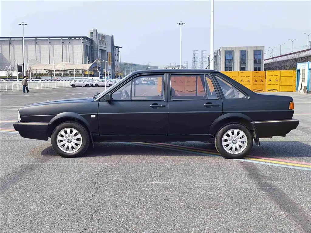 Volkswagen Santana Classic — миниатюра 3