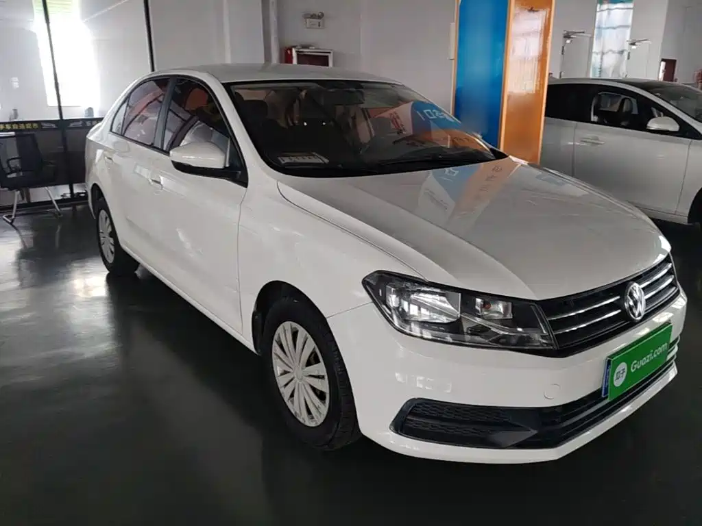 Volkswagen Santana — миниатюра 4