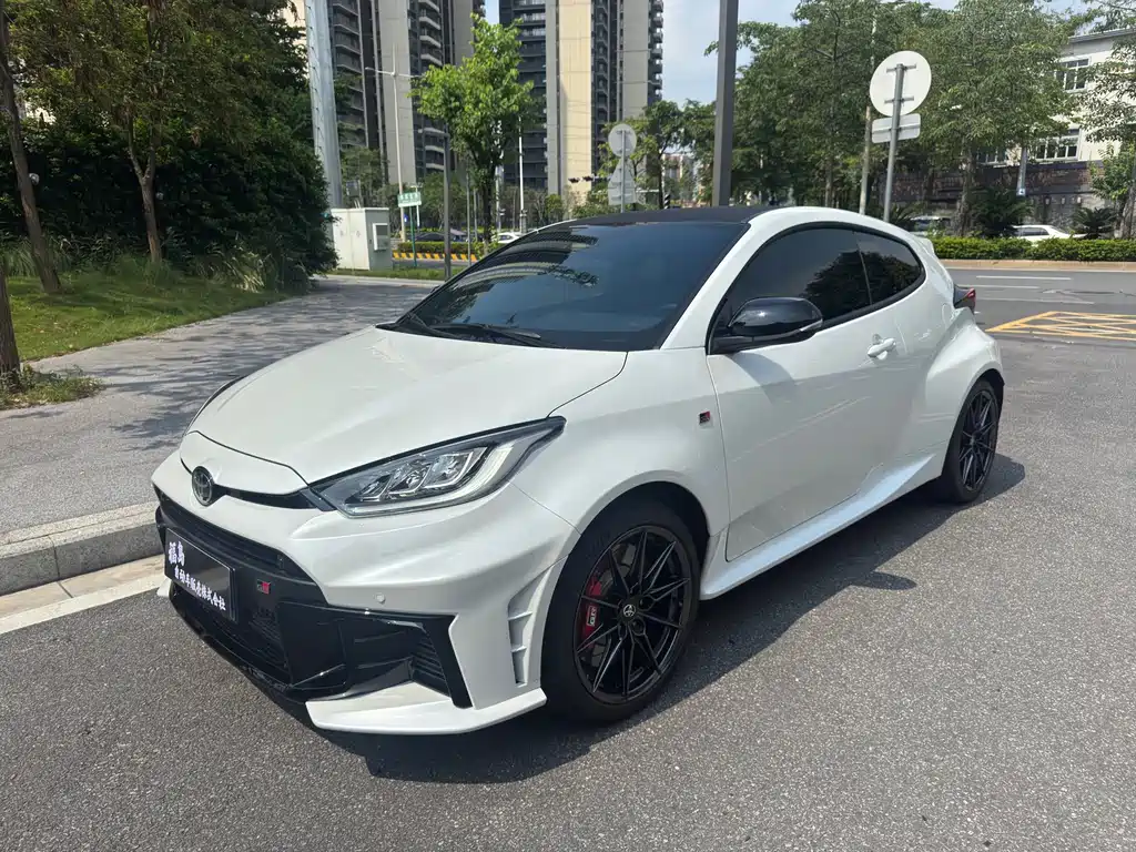 Купить Toyota GR YARIS