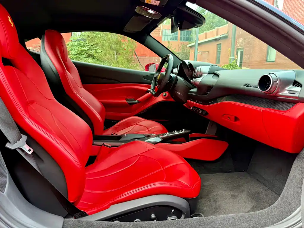 Ferrari F8 — миниатюра 18