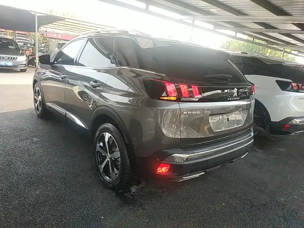 Peugeot 4008 — миниатюра 5