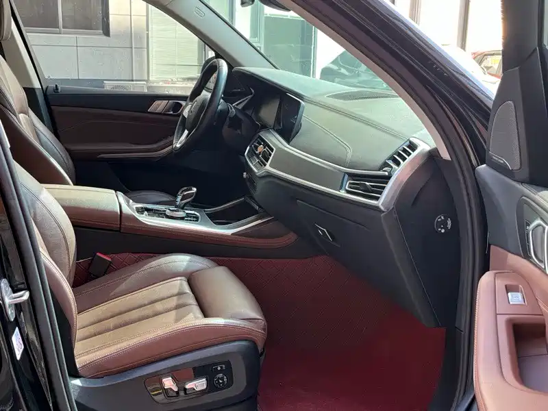 BMW X7 2020 xDrive40i Lead Luxury