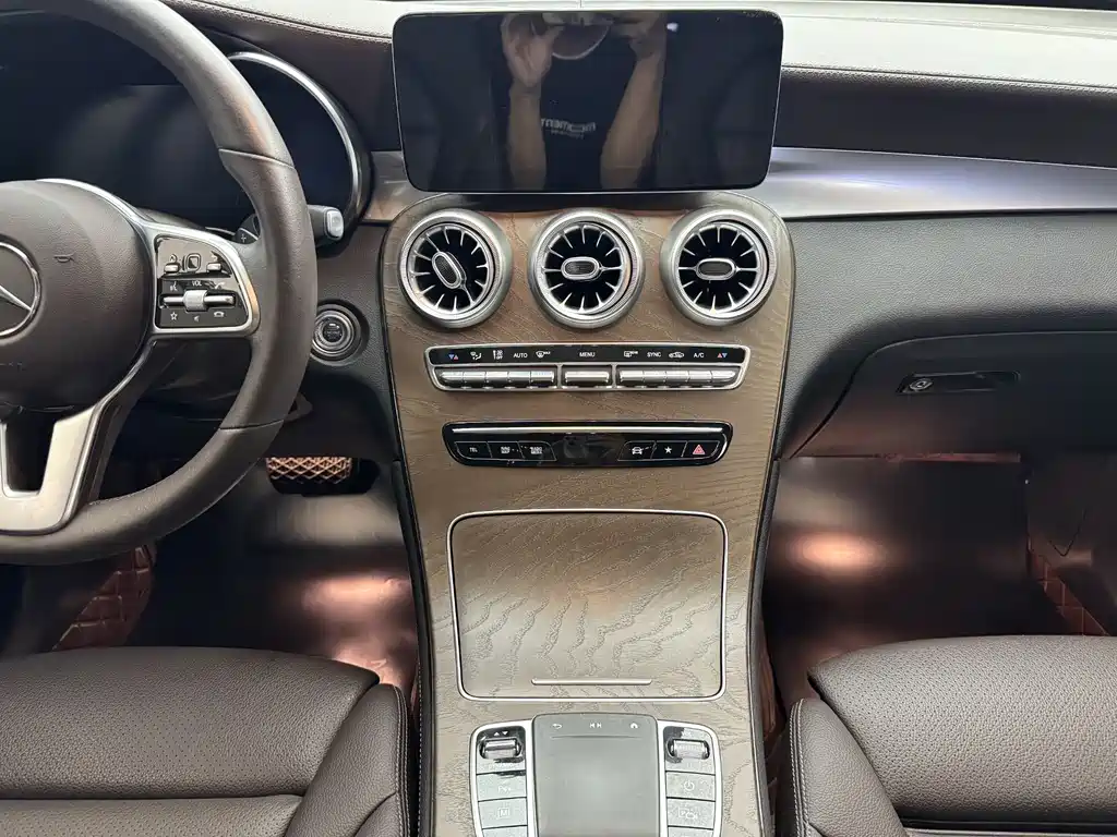 Mercedes-Benz GLC 2020 GLC 300 L 4MATIC
