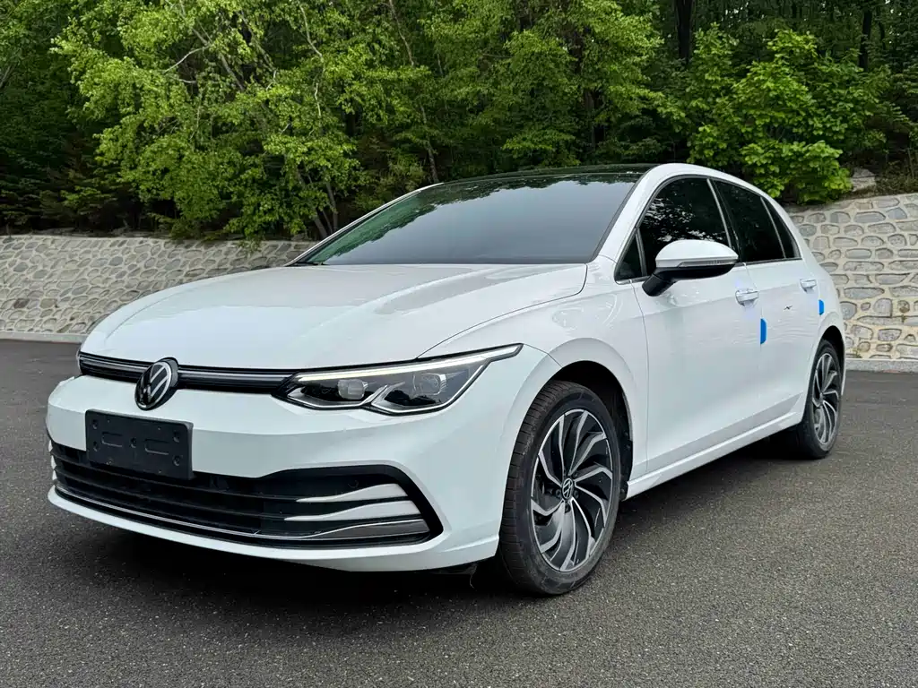 Купить Volkswagen Golf