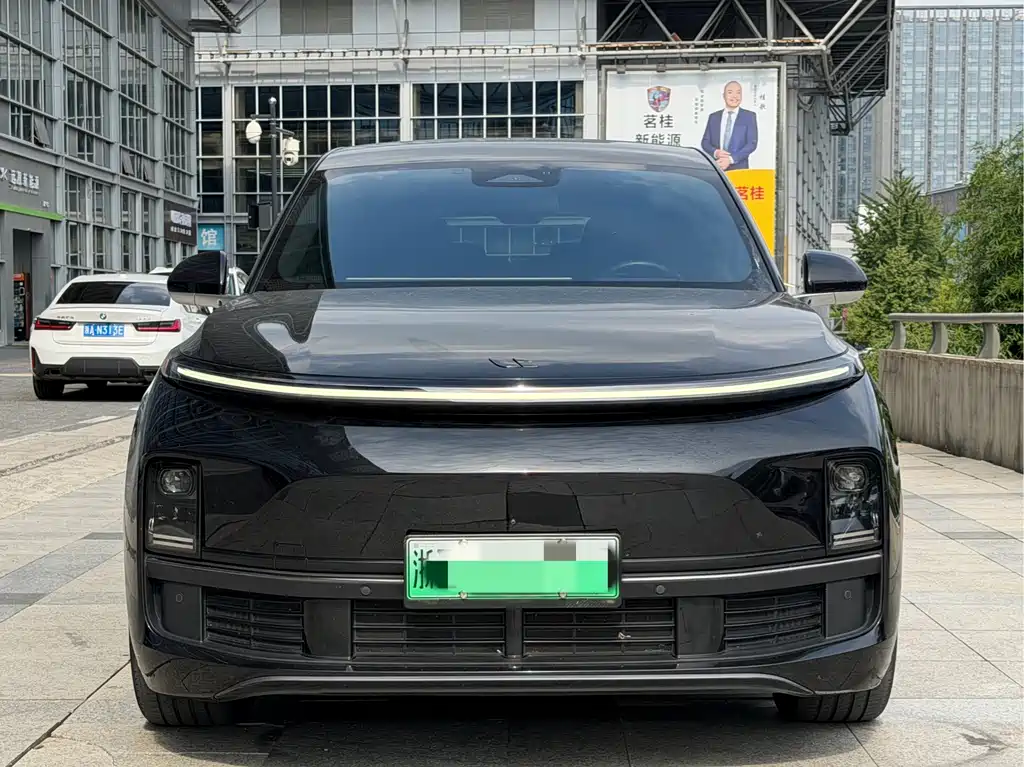 Li Auto Li L8 — миниатюра 2