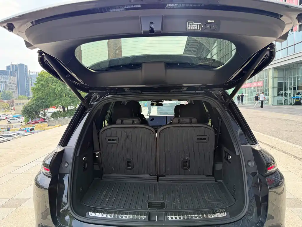Li Auto Li L8 — миниатюра 12
