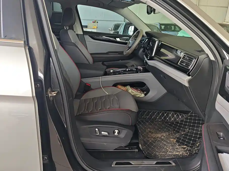 Volkswagen Teramont — миниатюра 8