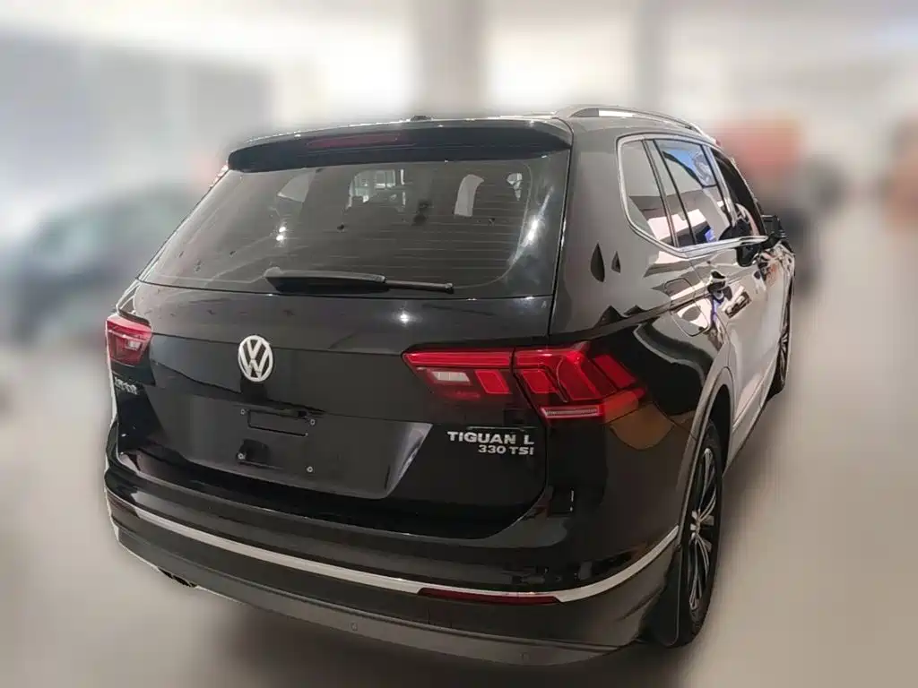 Volkswagen Tiguan L — миниатюра 10