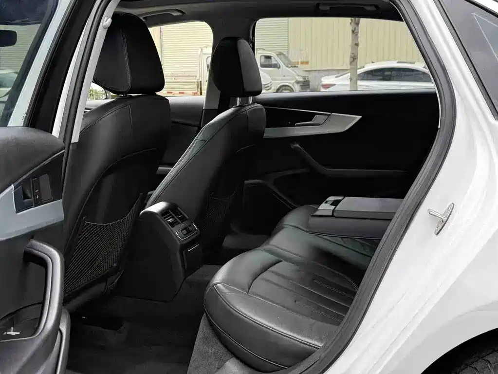 Audi A4L — миниатюра 6