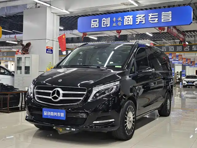 MERCEDES-BENZ V CLASS