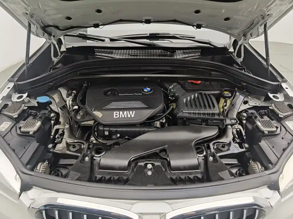BMW X1 — миниатюра 6