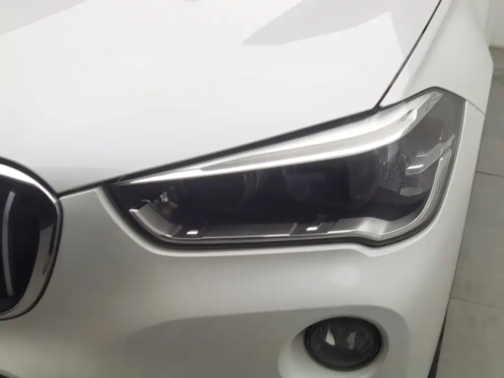 BMW X1 — миниатюра 7