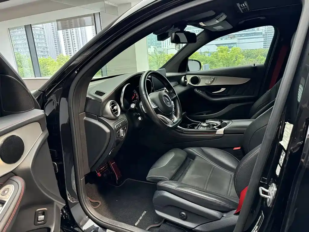 Mercedes-Benz GLC Coupe AMG — миниатюра 2
