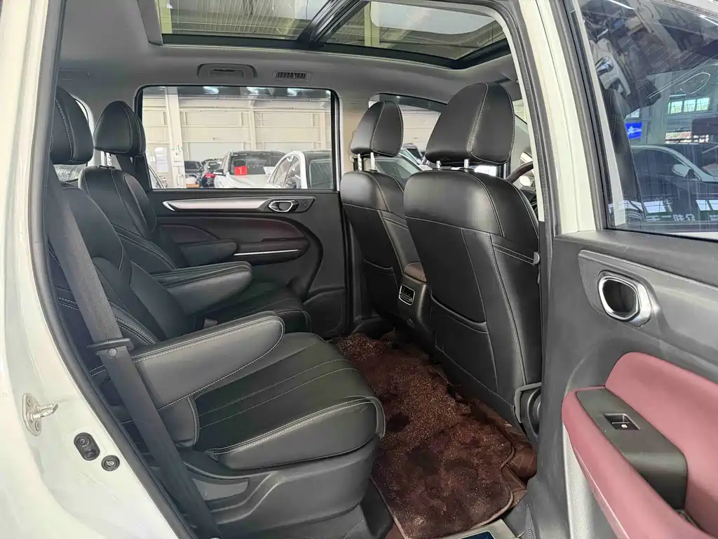 GAC Motor Trumpchi M6 — миниатюра 16