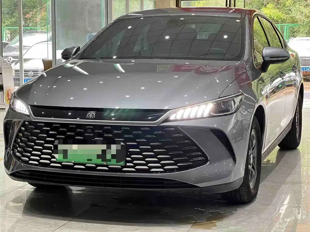 2025 BYD Qin - zdjęcie 1 z 9