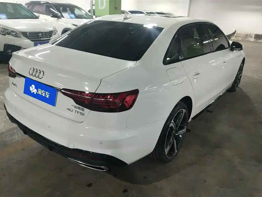 AUDI A4L