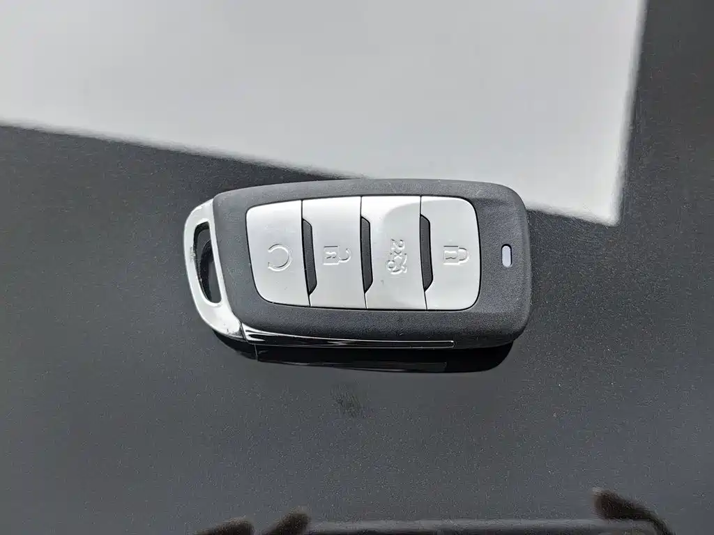 Changan CS95 — миниатюра 19