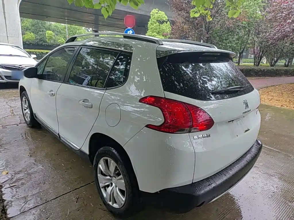 Peugeot 2008 — миниатюра 5
