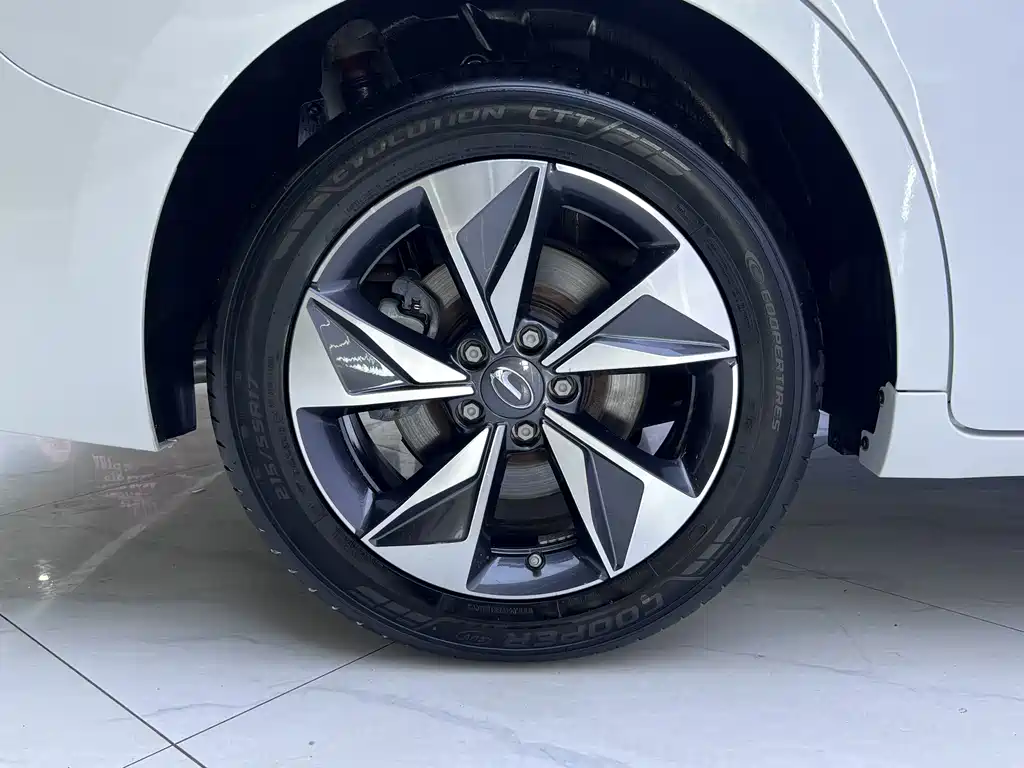 GAC Motor Trumpchi M6 — миниатюра 19