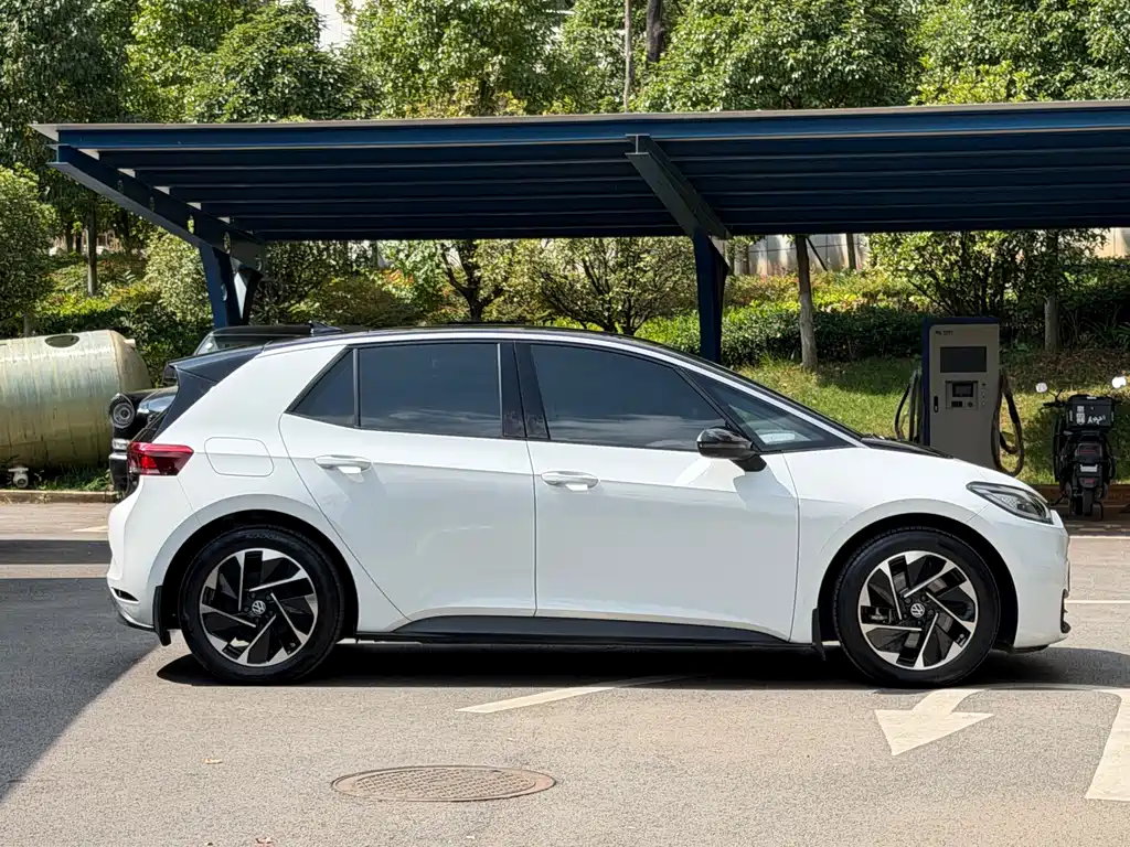 Volkswagen ID.3 — миниатюра 4